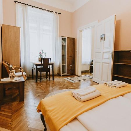 Budapest Folk Apartment 60Sm Spacious And Bright Exterior photo