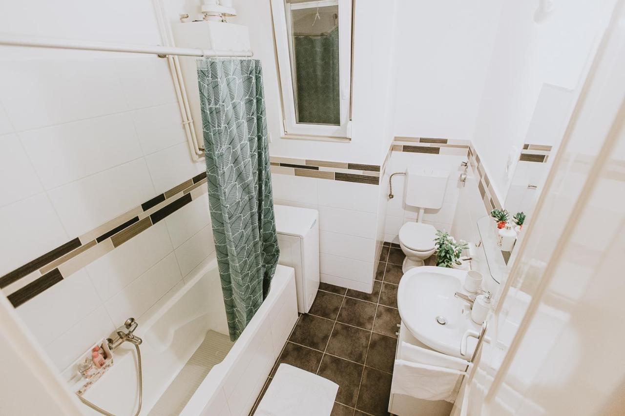 Budapest Folk Apartment 60Sm Spacious And Bright Exterior photo