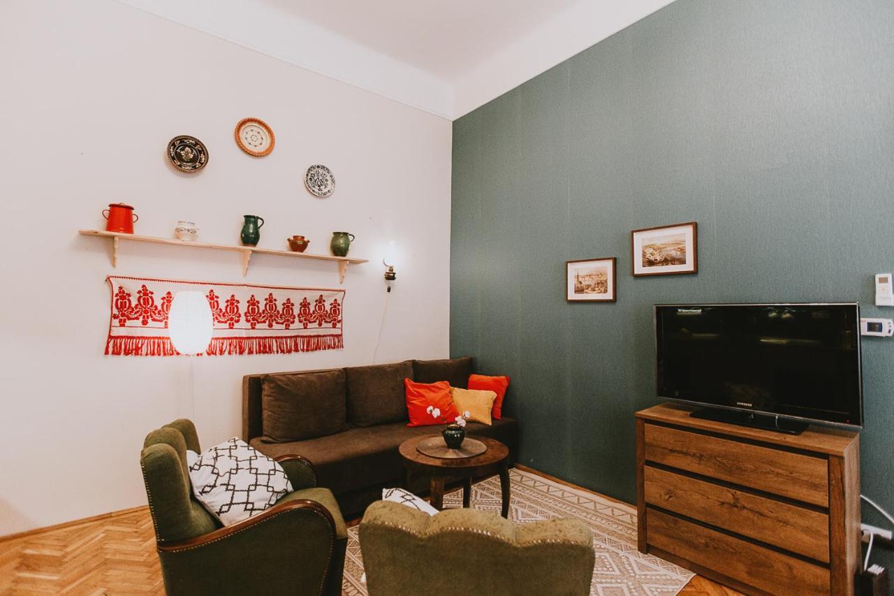 Budapest Folk Apartment 60Sm Spacious And Bright Exterior photo